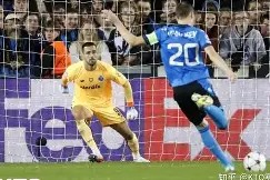 金年会体育-热刺大胜波尔图，英伦劲旅狂飙进球的简单介绍