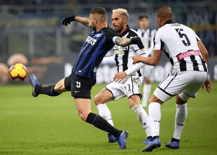 乌迪内斯主场告捷，斗志昂扬完美复仇的简单介绍