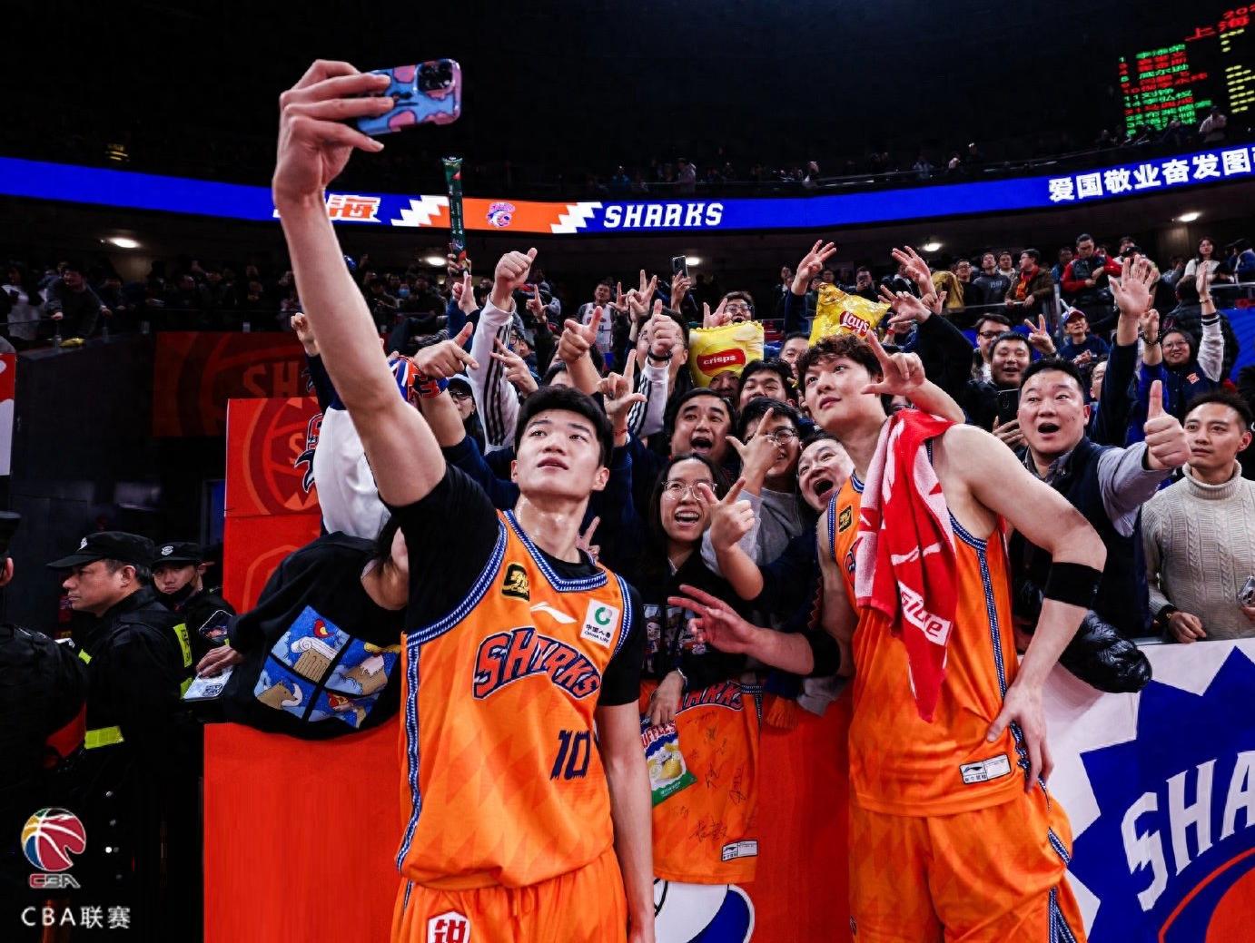 浙江男篮势不可挡，连胜齐聚的简单介绍