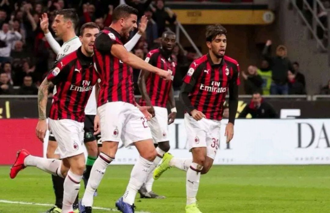 关于足球赛场悬念重重：劲旅对决，谁将笑到最后？的信息